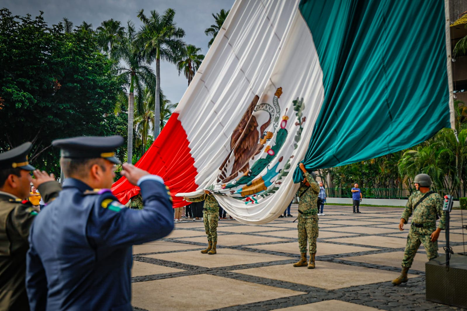 Conmemoran el 204 aniversario de la consumación de la Independencia de México en palacio de gobierno de Culiacán, Sinaloa