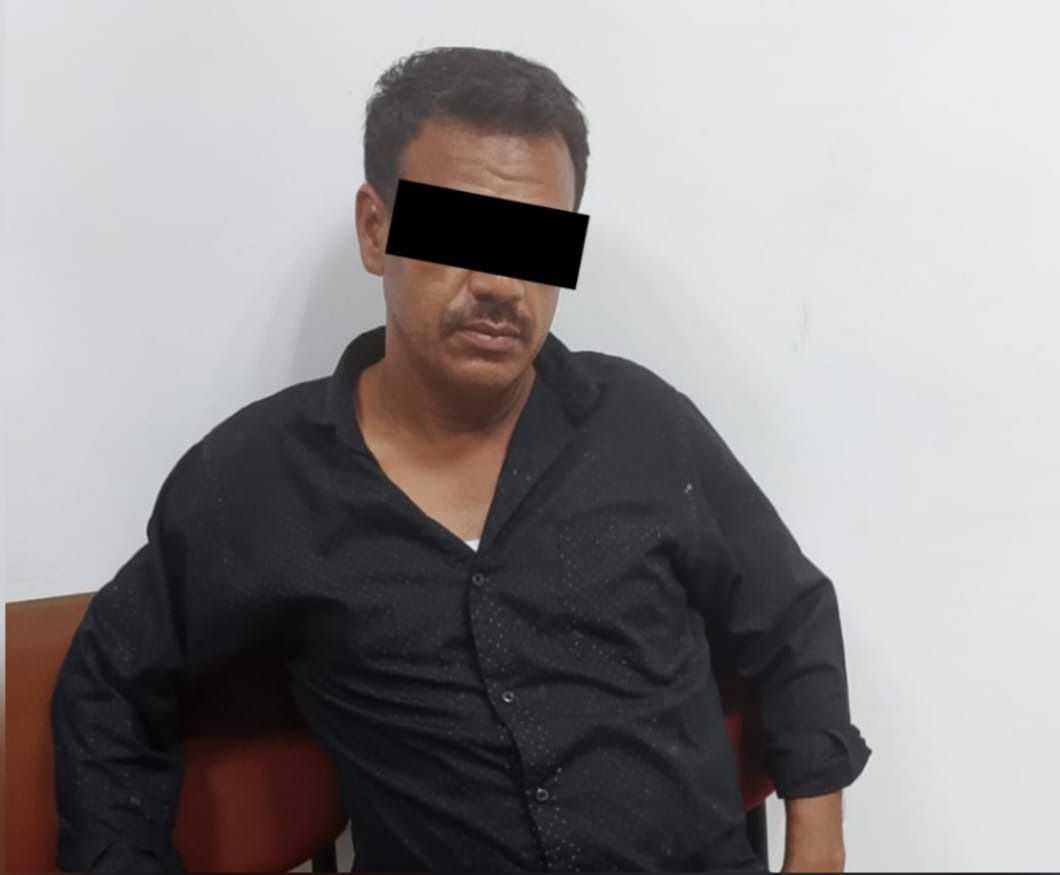 Detienen a un hombre por asaltar una tienda de conveniencia