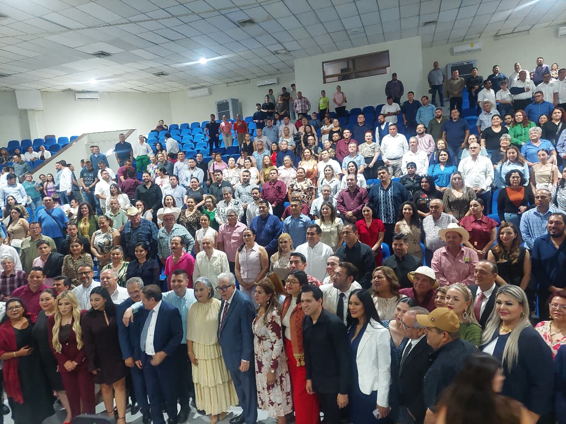 Diputados de Morena presentan su Primer Informe Legislativo en Salvador Alvarado; asiste Rocha