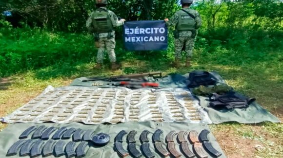 Ejército Mexicano asegura arsenal durante operativo en Elota, Sinaloa