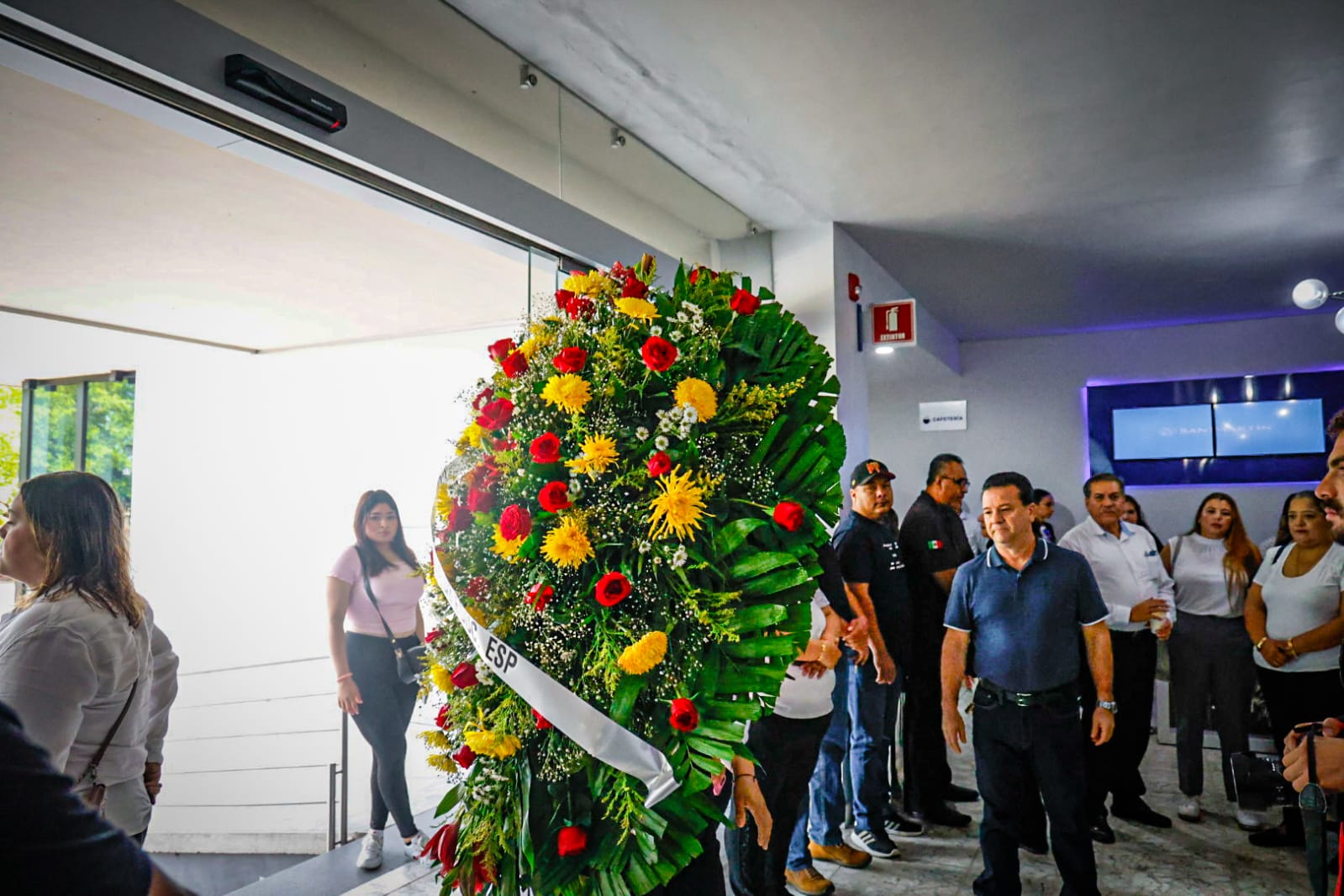 Funeral de la maestra Jesamel en Culiacán