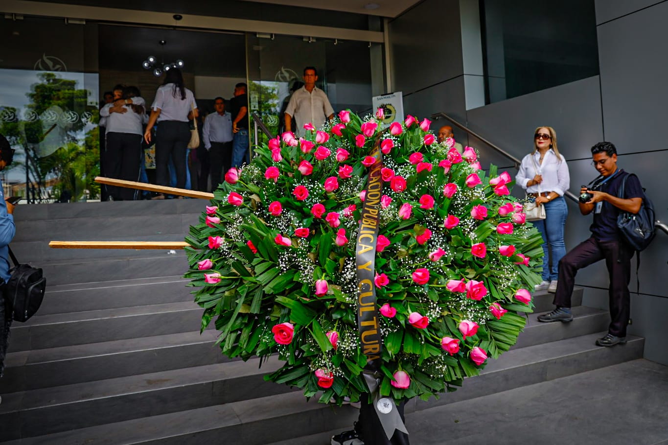 Funeral de la maestra Jesamel en Culiacán