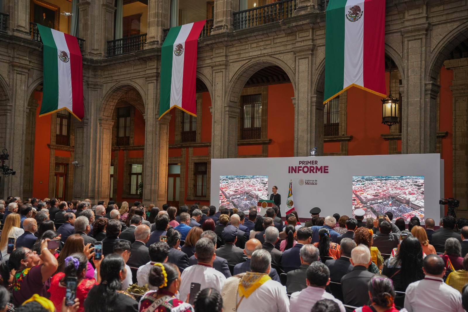 Gobernador Rocha acude al primer informe de Claudia Sheinbaum