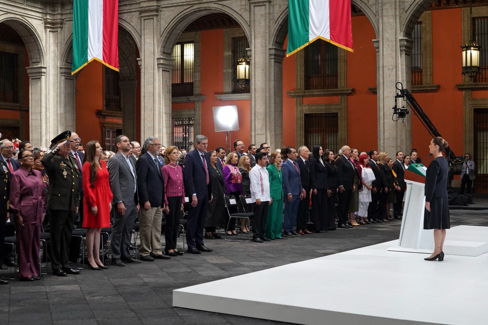 Gobernador Rocha acude al primer informe de Claudia Sheinbaum