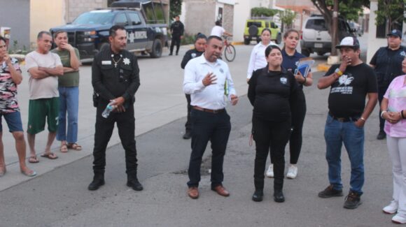 Invita Seguridad Pública de Mazatlán a integrarse a Comités Vecinales y ‘Seguri-Chat’ para fortalecer la prevención del delito
