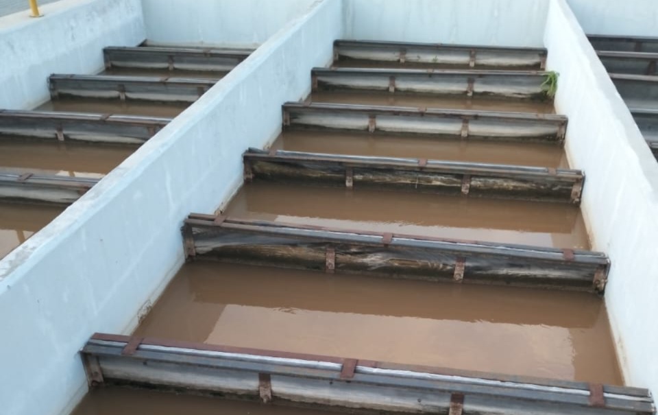 Lluvias colapsan drenaje y afectan suministro de agua en Mazatlán, Sinaloa