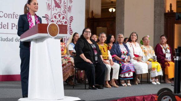 Sheinbaum anuncia ciclo “Mujeres del maíz” con eventos sobre identidad, cultura y derechos de mujeres indígenas