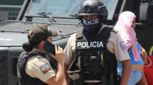 Mueren 17 reos en cárcel de Ecuador tras riña; es el segundo enfrentamiento mortal en menos de una semana