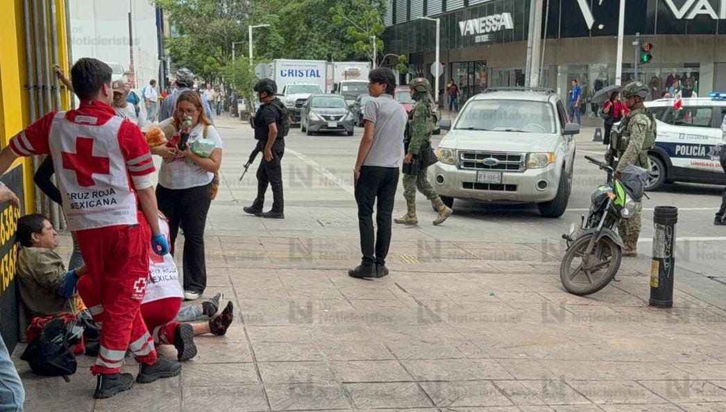 Pareja es atropelllada en el centro de Culiacán, Sinaloa