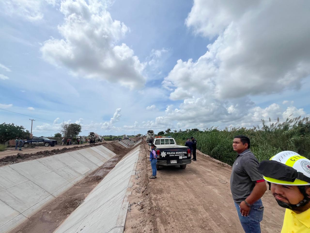 Se electrocuta trabajador de concretera en Guasave, Sinaloa