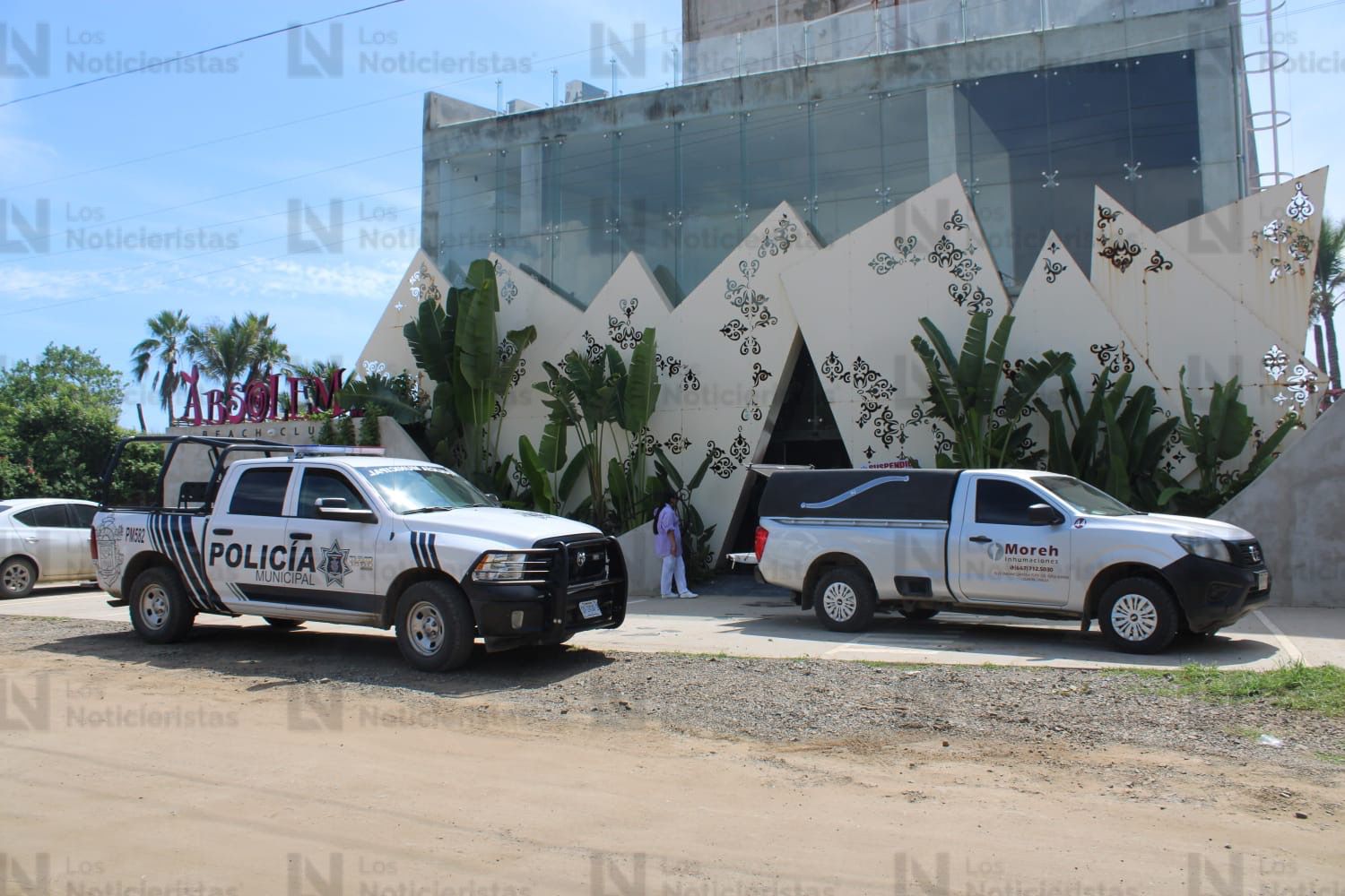 Trabajador pierde la vida tras caer de un andamio en un club de playa en Mazatlán