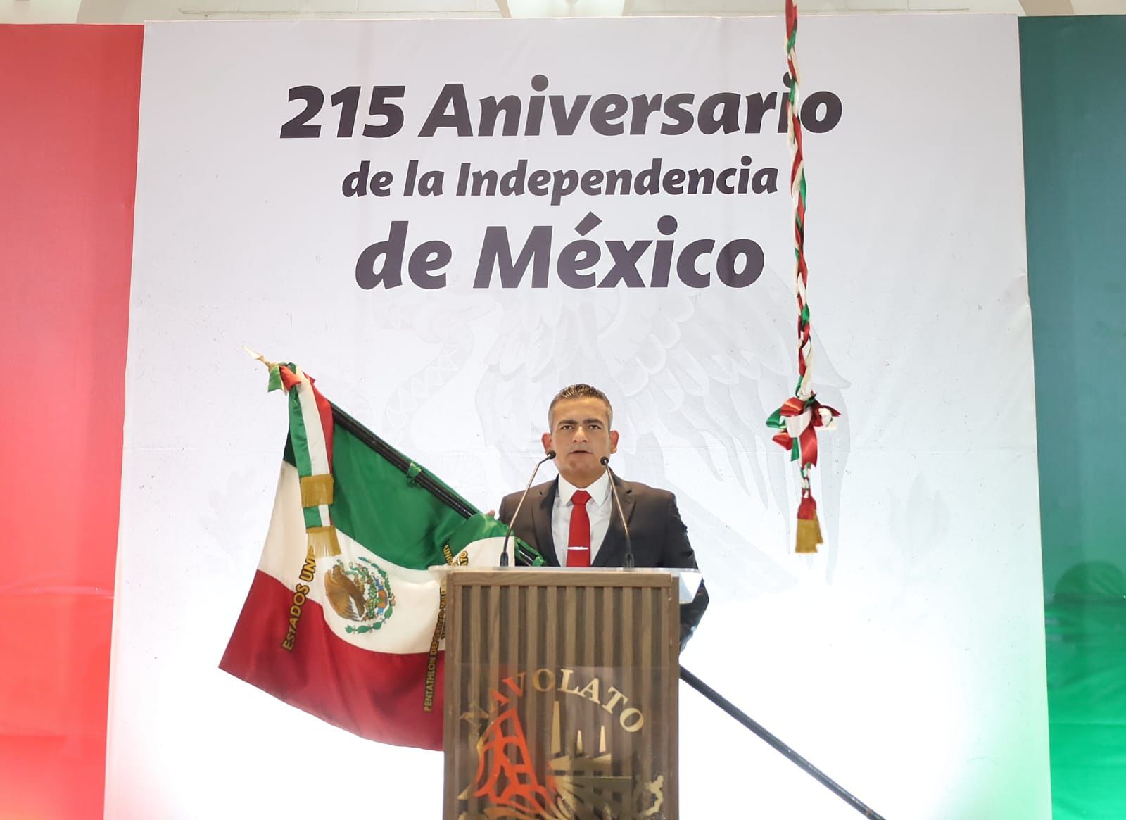 Acto cívico del Grito de Independencia en Navolato, Sinaloa