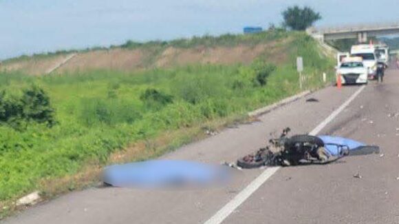 Dos adolescentes mueren en accidente sobre la autopista Tepic-Mazatlán en Escuinapa, Sinaloa