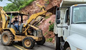 Afectaciones en Rosario, Sinaloa por fuertes lluvias