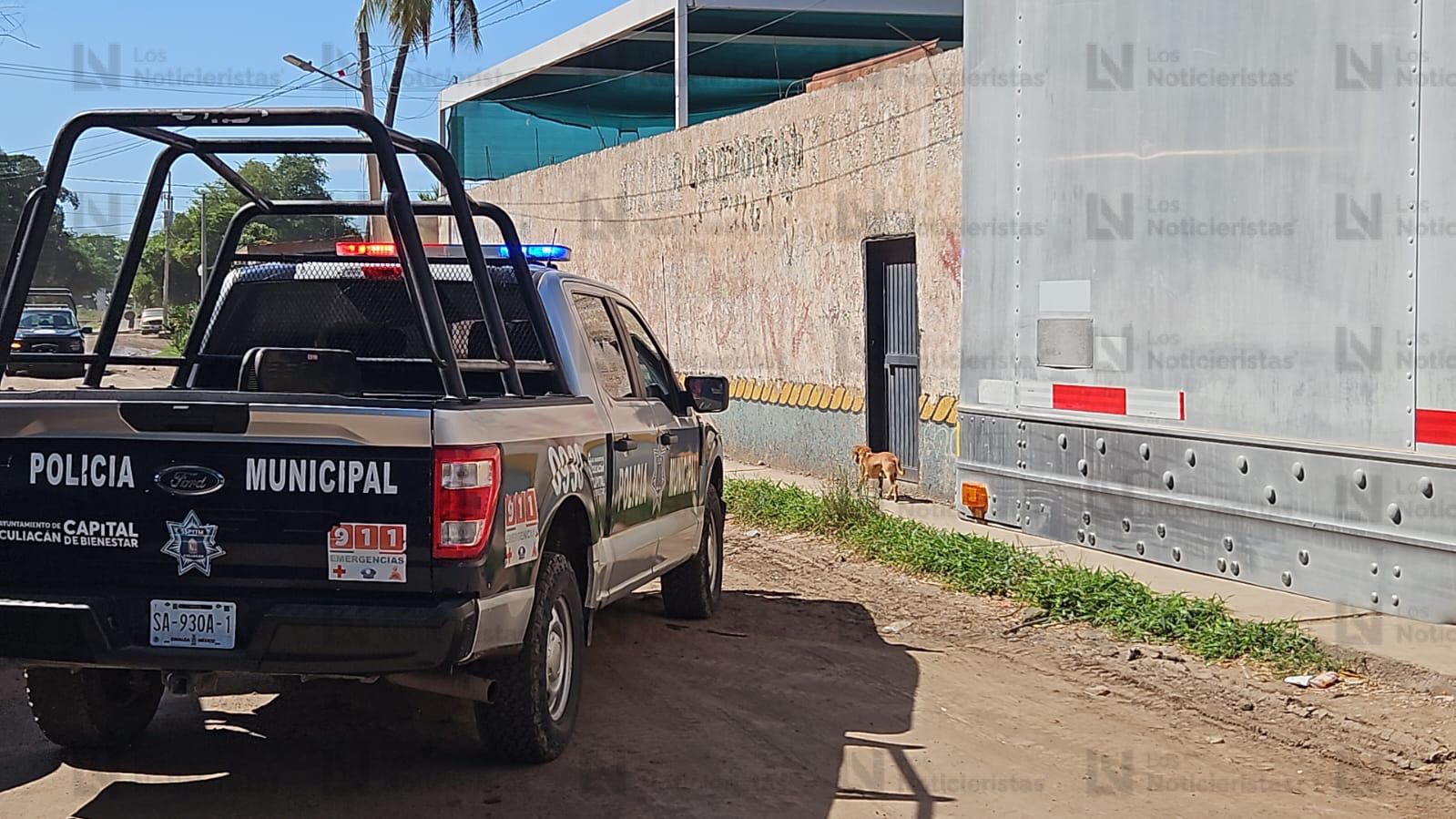 agentes municipales se encargaron de resguardar la escena donde fueron encontrados los restos humanos