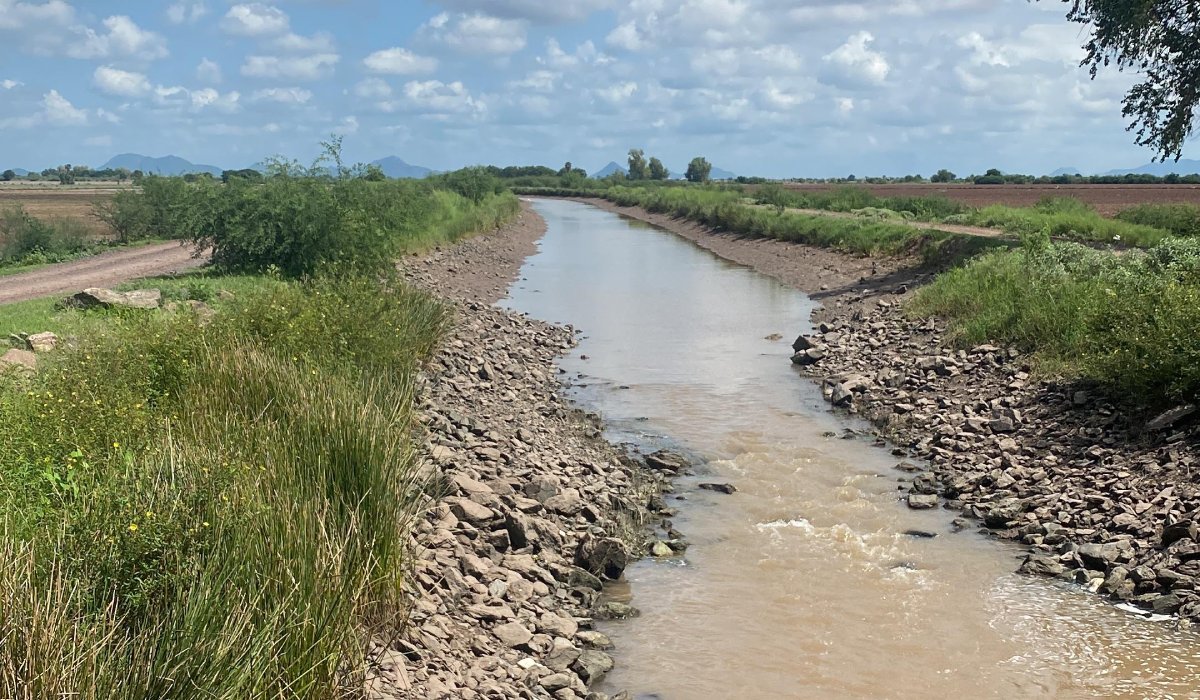 Agua turbia en Los Mochis, Sinaloa