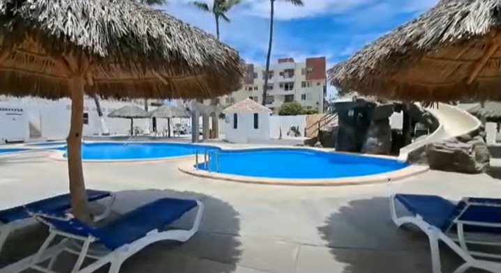 Alberca de hotel