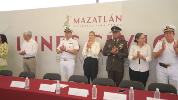 Entrega Gobierno de Mazatlán cancha de usos múltiples en la secundaria Arturo Cudapi Ramos