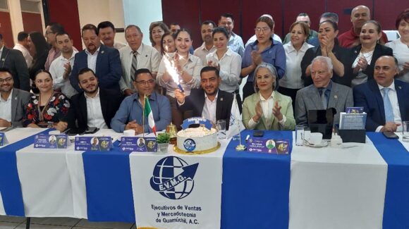 Festejan ejecutivos de ventas en Guamúchil 55 años de su fundación