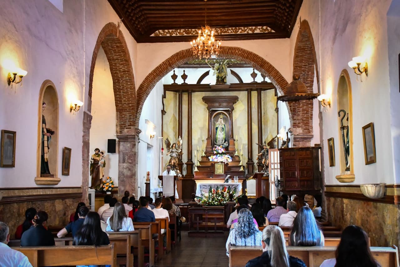 Celebran misa por aniversario de misión jesuita de San Miguel, en Mocorito