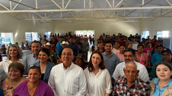 Familias de Higuera de Zaragoza afectadas por “Lorena” reciben apoyo por parte del alcalde Antonio Menéndez