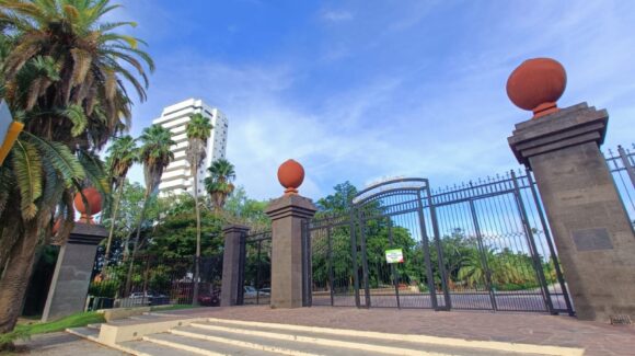 Reabrirá el Parque Sinaloa, en Los Mochis, tras labores de desagüe por intensas lluvias