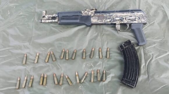 Un arma larga y cartuchos fueron asegurados en Navolato
