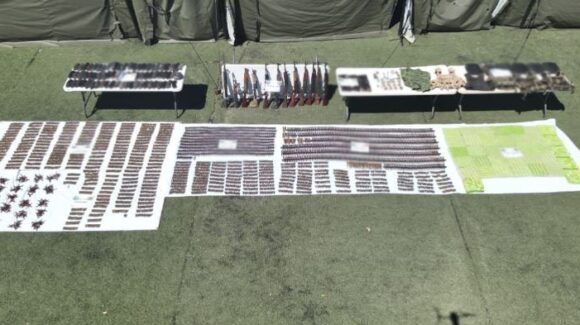 Desmantelan arsenal en Escuinapa, Semar asegura armas, explosivos y vehículos blindados