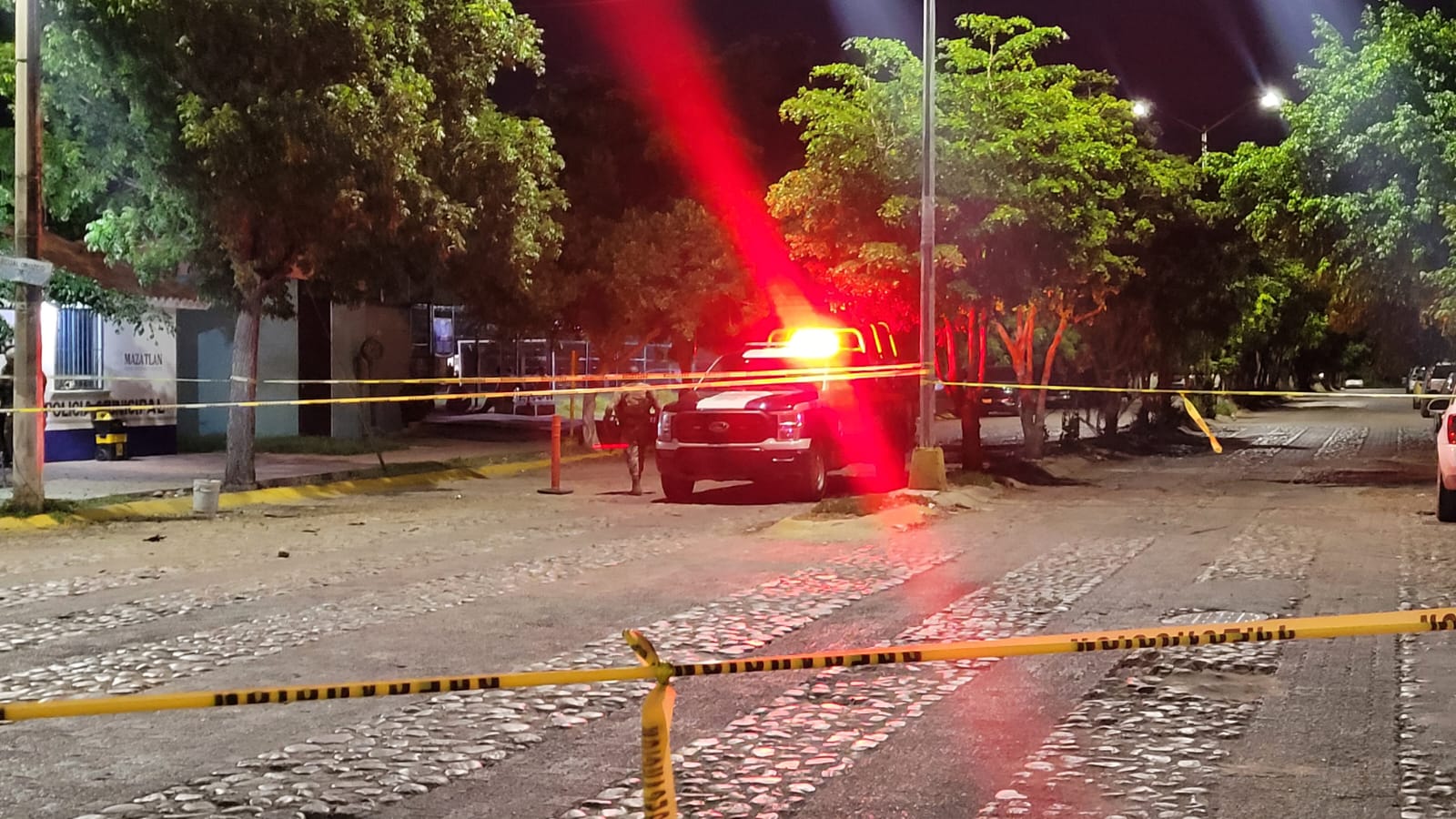 Arrojan explosivos a una patrulla en Los Sauces, Mazatlán