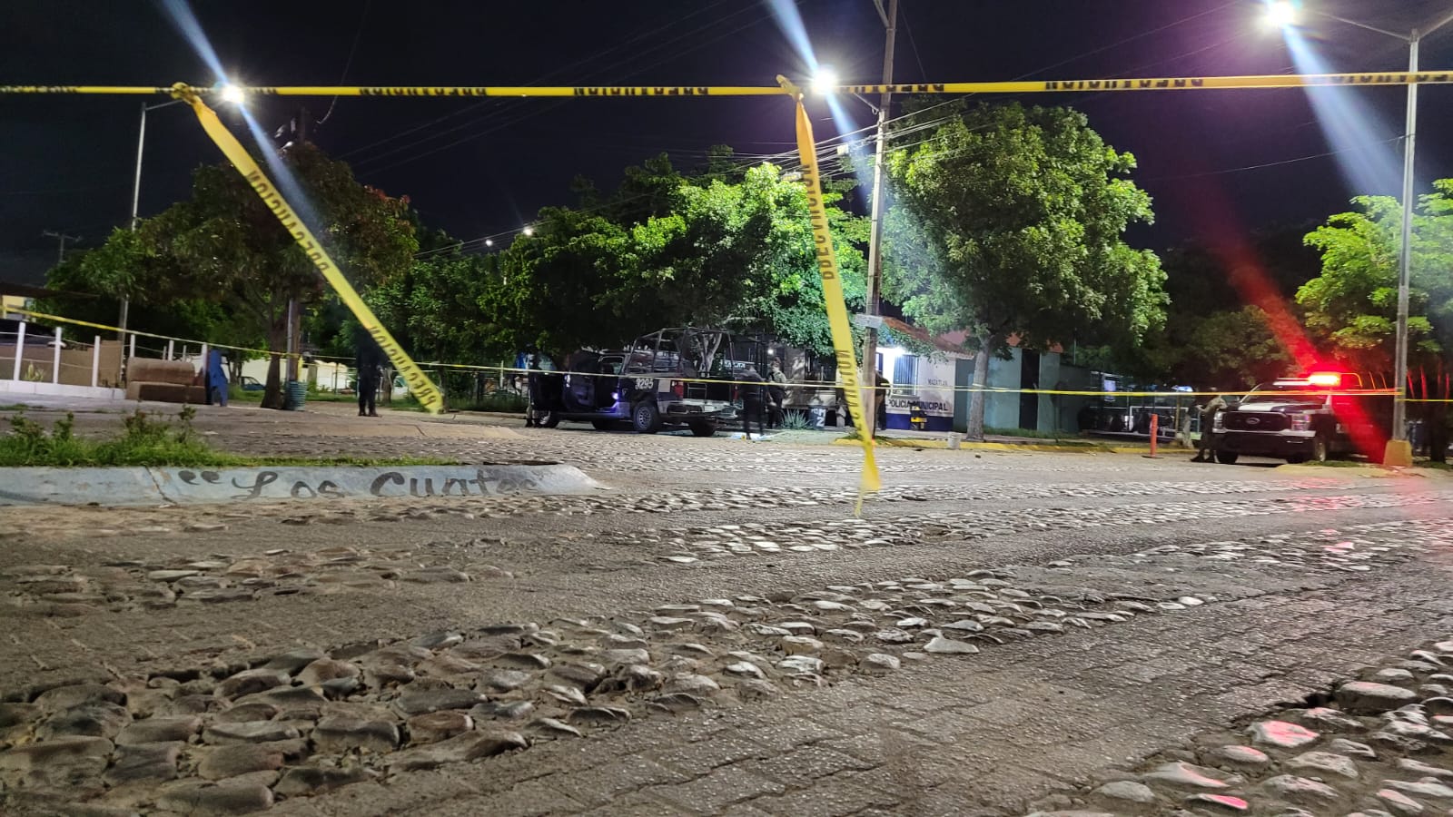 Arrojan explosivos a una patrulla en Los Sauces, Mazatlán