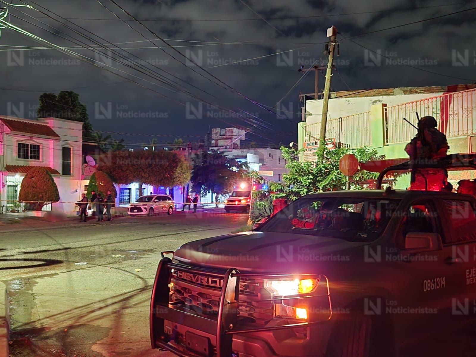 Unidad del Ejercito resguarda zona de crimen
