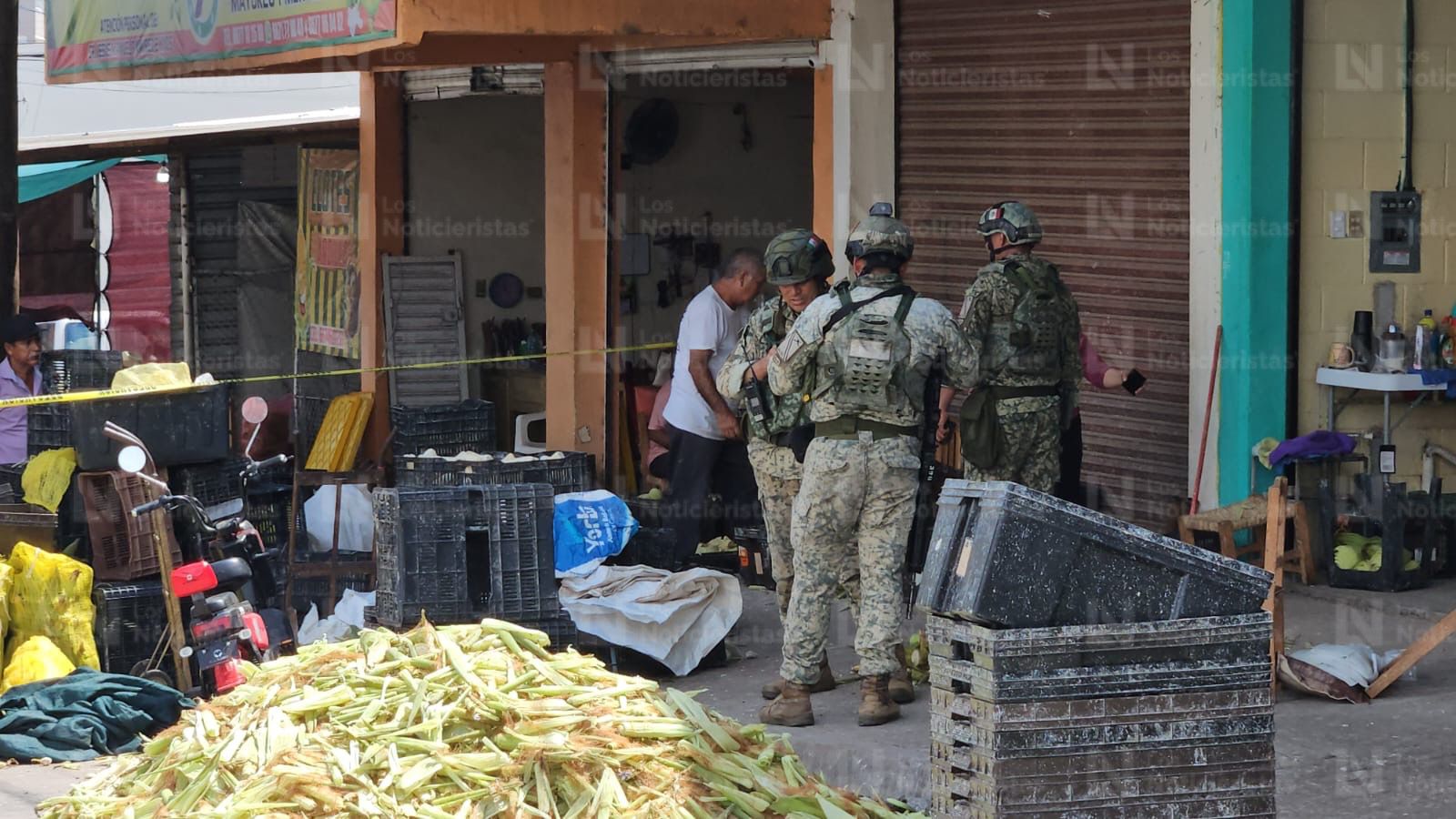 Militares en Mercado de Abastos donde se registró un ataque a balazos
