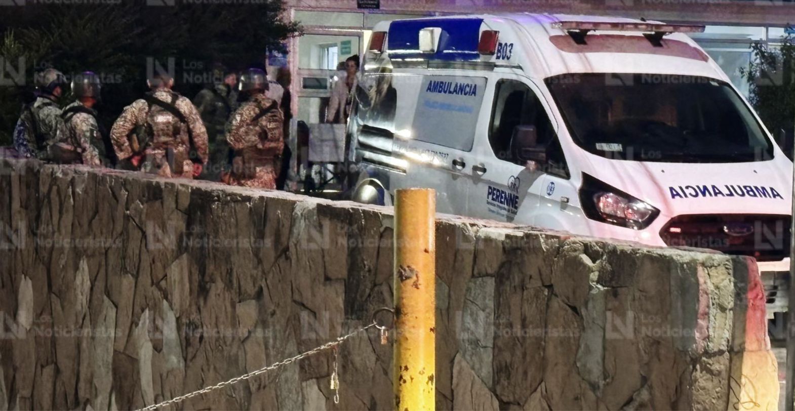 Automovilista llega a hospital de Culiacán, Sinaloa, herido de bala
