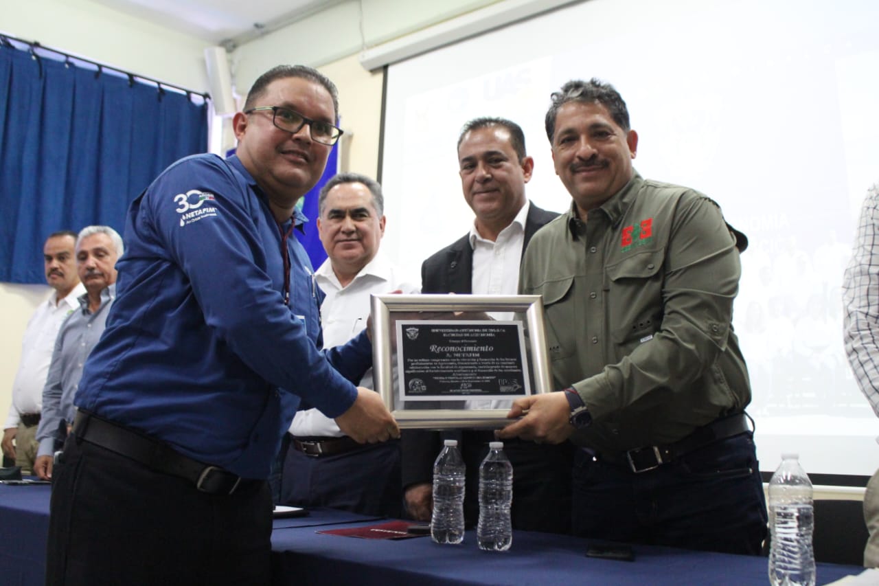 Firman convenio en UAS