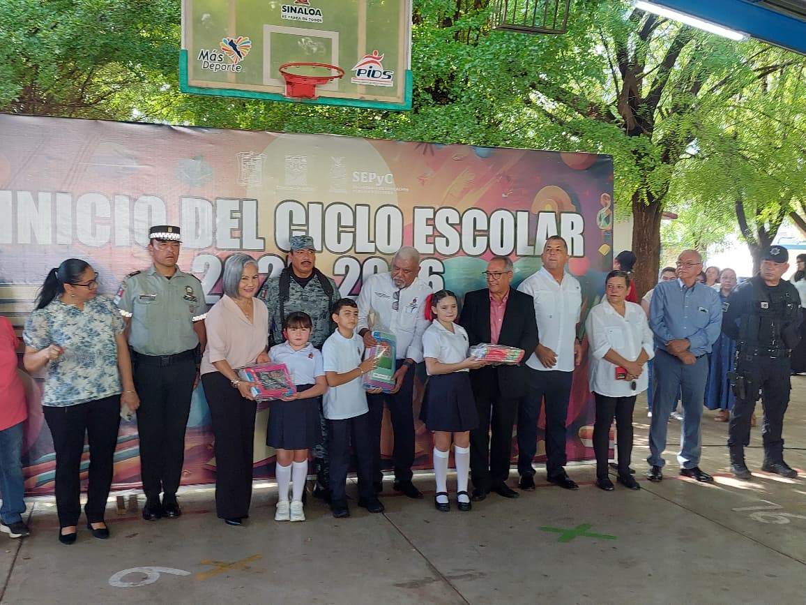 autoridades del evora pusieron en marcha el nuevo ciclo escolar