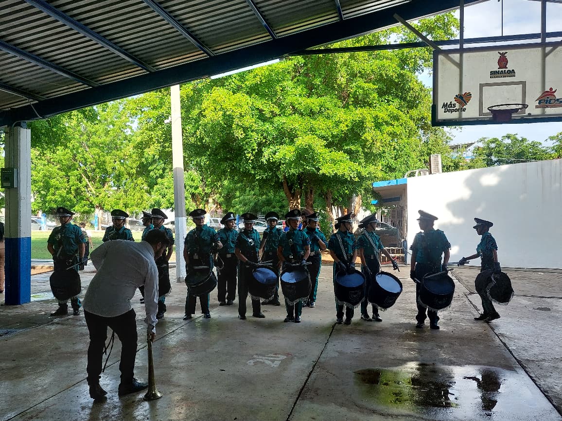 autoridades del evora pusieron en marcha el nuevo ciclo escolar