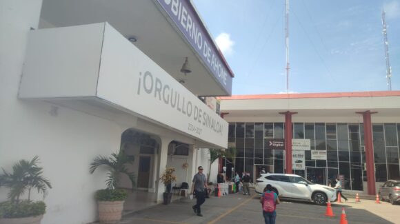 Descarta alcalde de Ahome, Sinaloa realizar cambios de sus colaboradores en la comuna; está satisfecho con todos