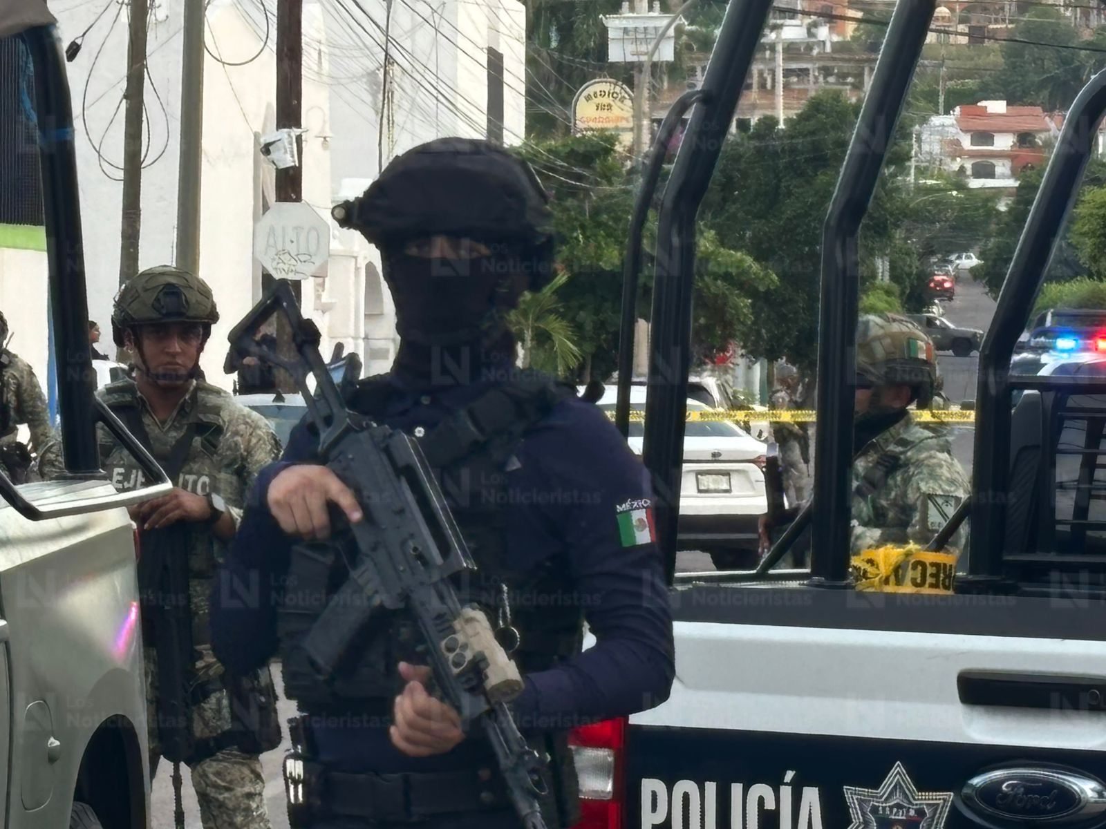 Policía en zona de balacera en Culiacán