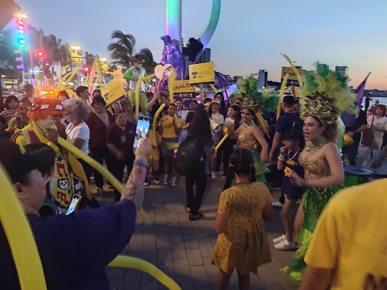 Inicia boteo Teletón 2025 en Mazatlán, Sinaloa