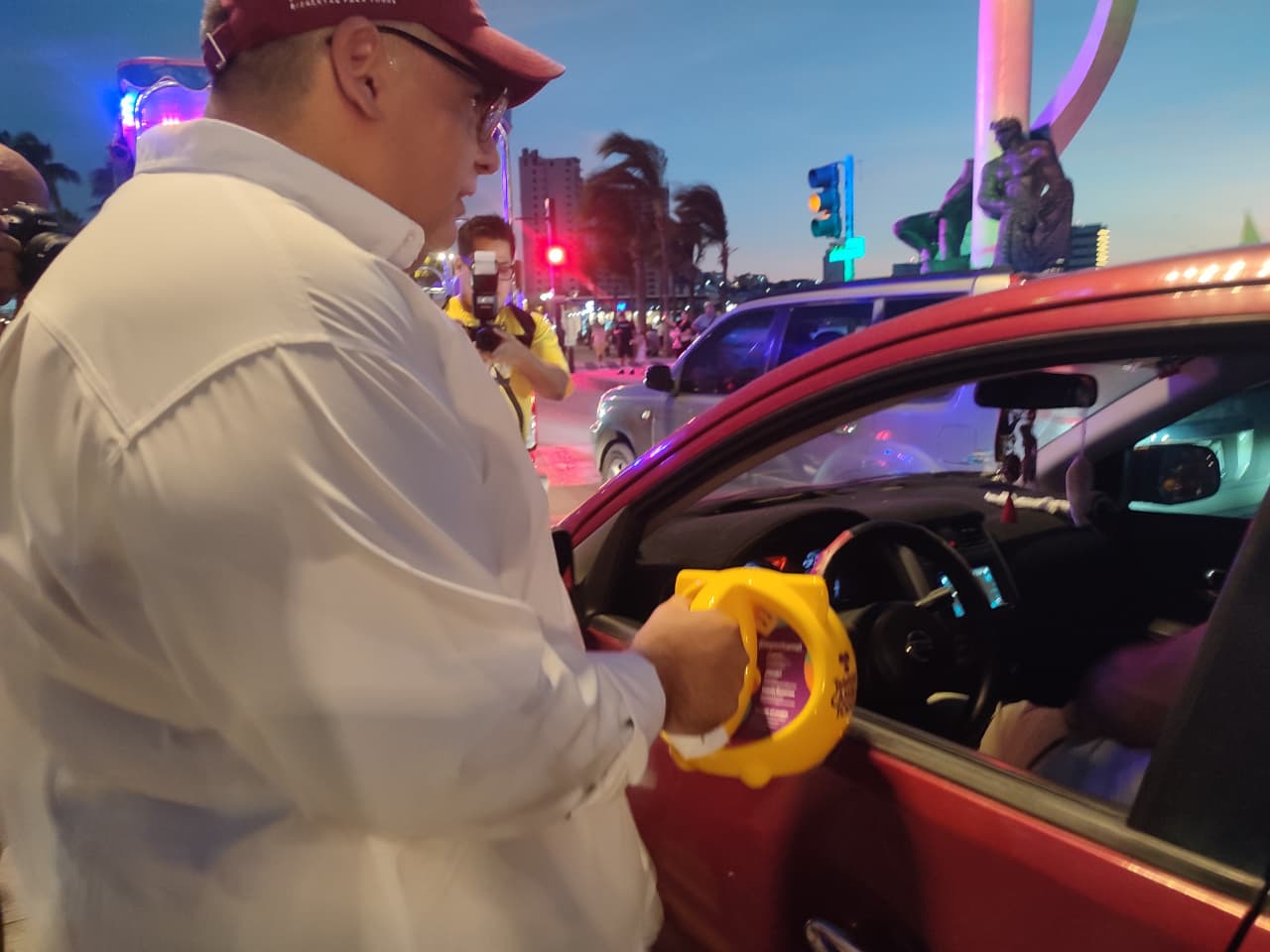 Inicia boteo Teletón 2025 en Mazatlán, Sinaloa