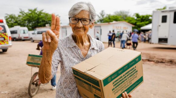 Las familias de El Carrizo aprovechan los servicios de las Brigadas del Bienestar de DIF Sinaloa