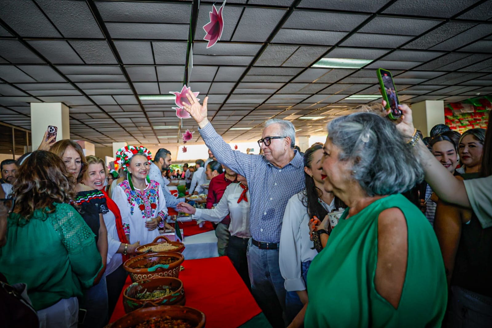 brigadas del bienestar y kermes mexicana gobernador de sinaloa