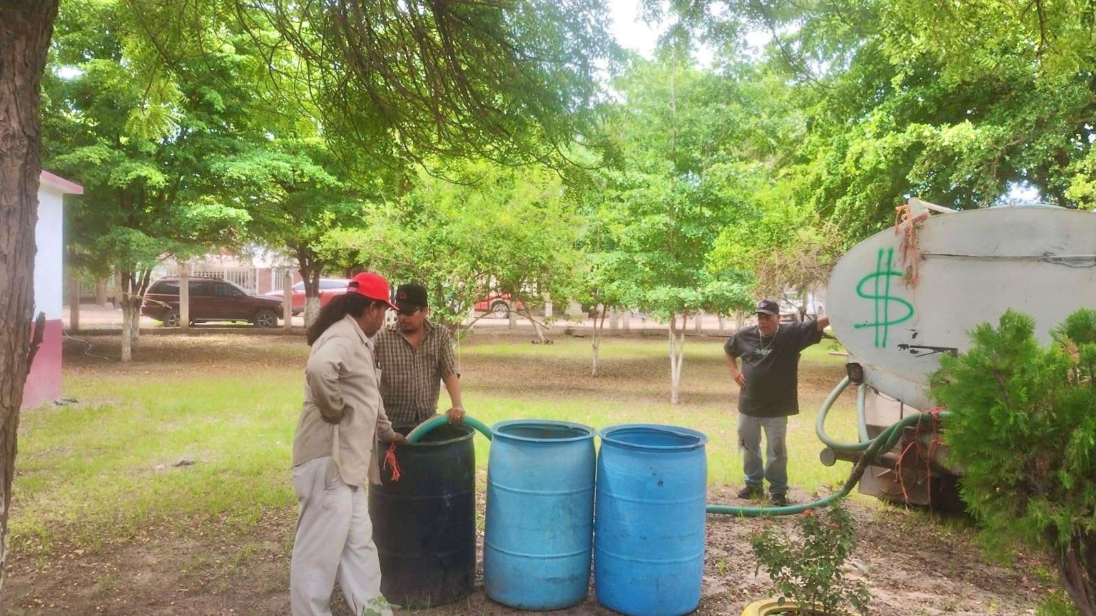 camiones de agua potable