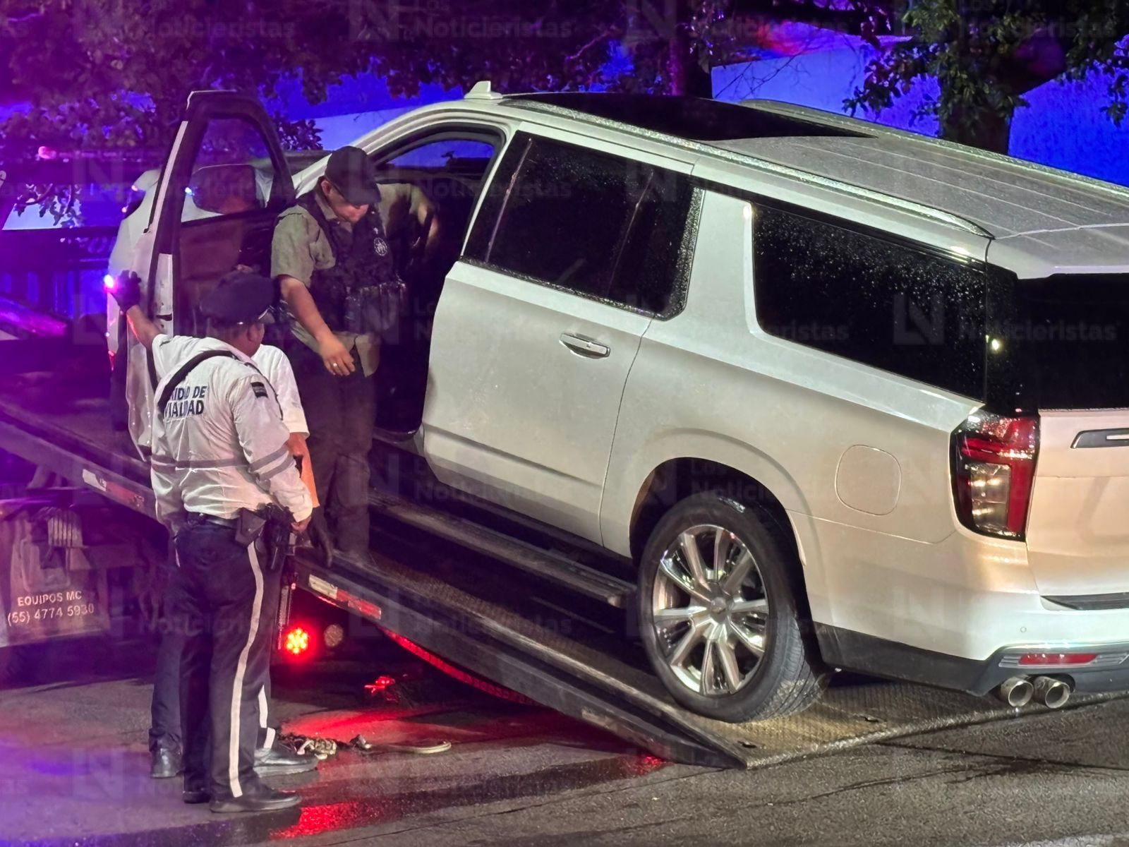 Camioneta del secretario de Seguridad Pública de Culiacán cae en ponchallantas
