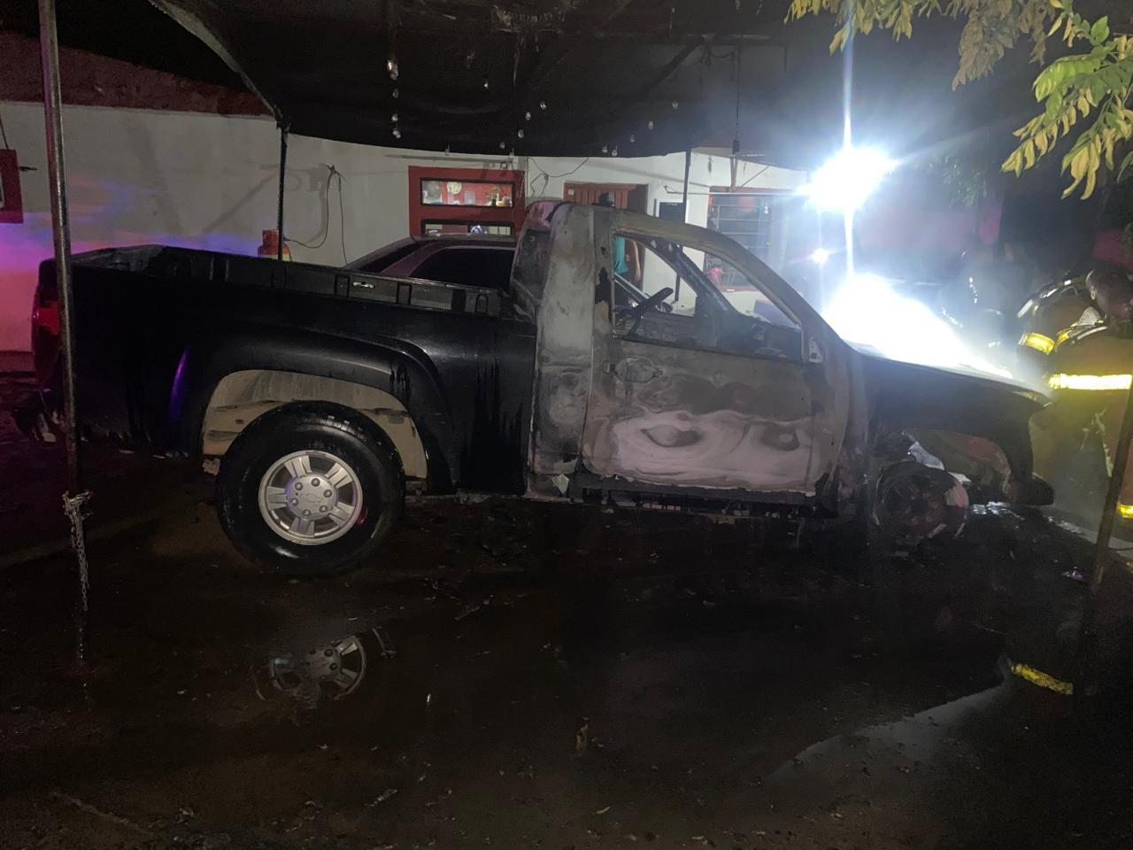camioneta incendiada