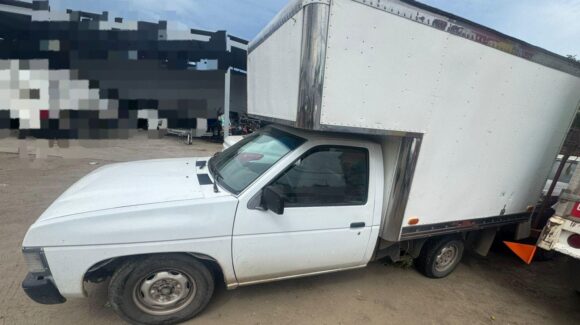 Recuperan camioneta robada en El Conchi II de Mazatlán tras denuncia ciudadana