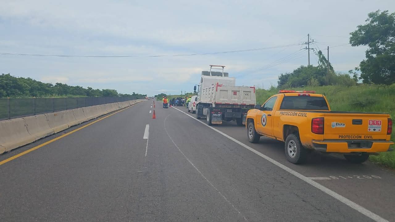 camioneta volcadura en mazatlan pc