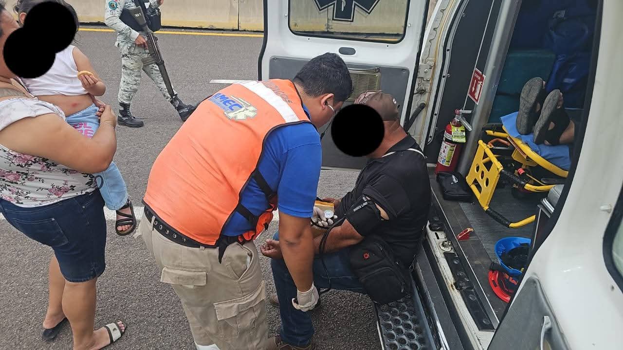 camioneta volcadura en mazatlan sinaloa