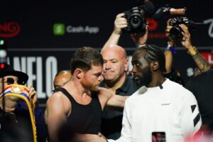 canelo alvarez y terence crawford pelea