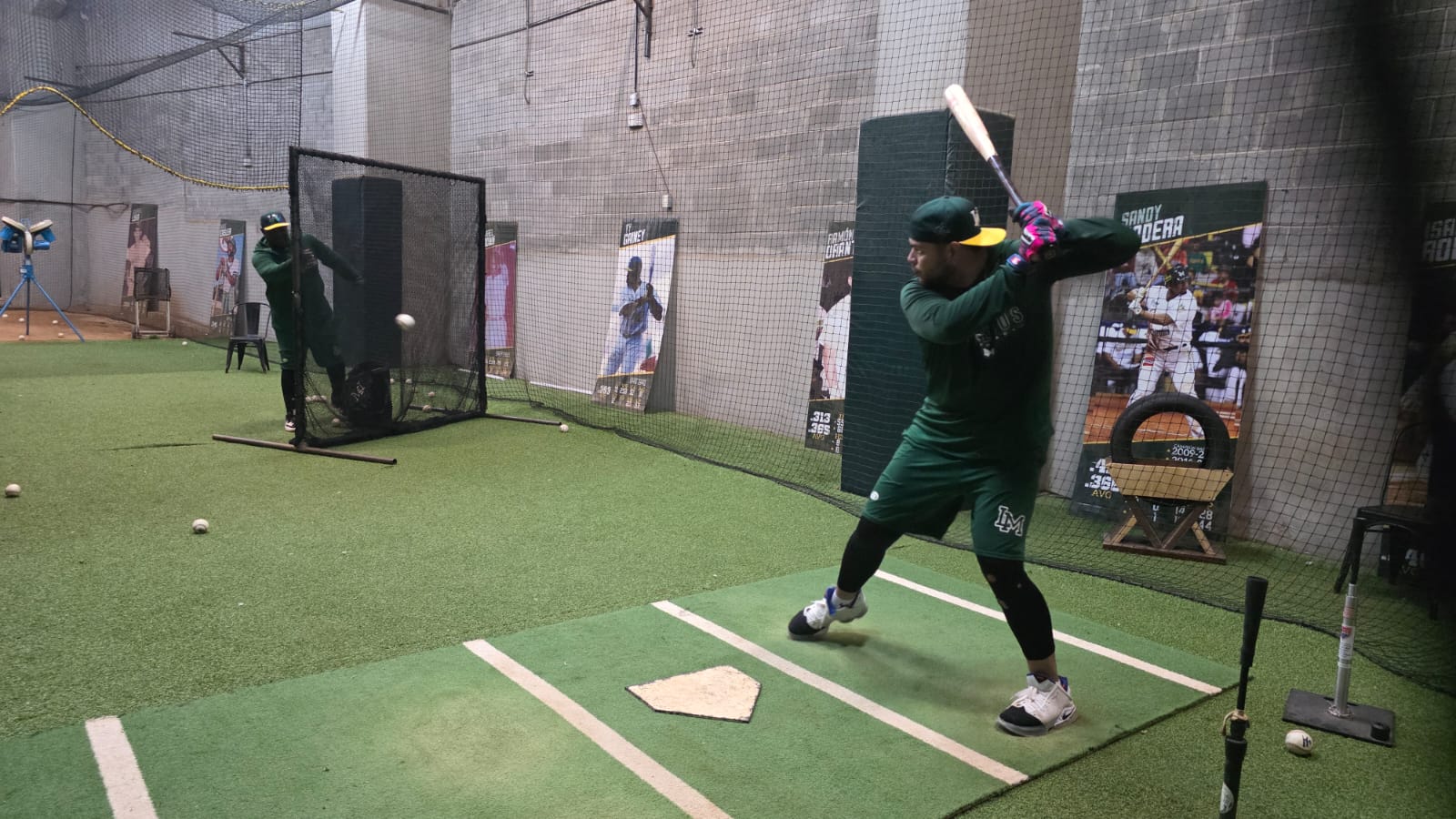 caneros en su preparacion de entrenamiento